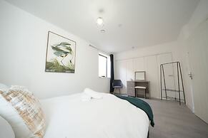 Ealing Broadway Great Stay