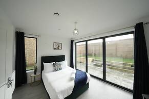 Ealing Broadway Great Stay