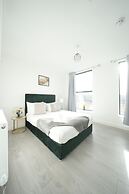 Ealing Broadway Great Stay