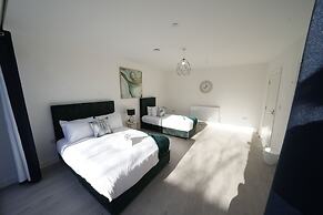 Ealing Broadway Great Stay