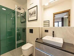 Appealing Apartment With Shared Sauna