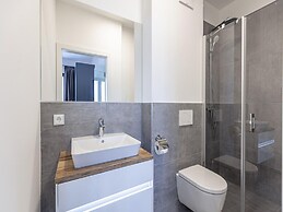 Appealing Apartment With Shared Sauna