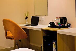 TGI Livancia Hillside