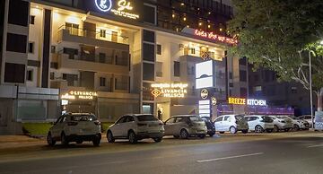 TGI Livancia Hillside