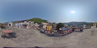 Goroomgo Raj Mahal Guest House Bundi