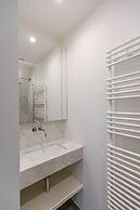 Villa for 8 Guests Steps From the Beach