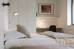 Villa for 8 Guests Steps From the Beach