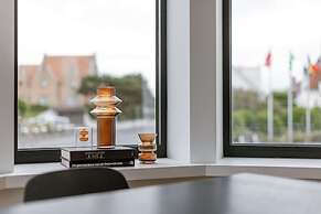 Villa for 8 Guests Steps From the Beach