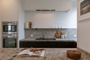 Villa for 8 Guests Steps From the Beach