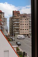 Villa for 8 Guests Steps From the Beach