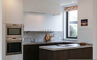 Villa for 8 Guests Steps From the Beach