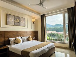 Hotel Nirvana Palace