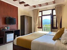 Hotel Nirvana Palace