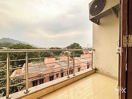 Hotel Nirvana Palace
