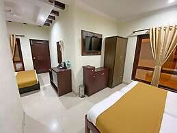 Hotel Nirvana Palace