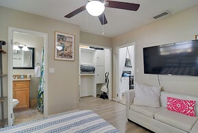 13 Mi to Busch Gardens: Tampa Gem w/ Grill & Yard