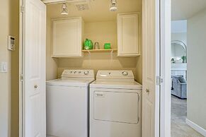 Hot Tub & Patio: Family Gem in Avondale