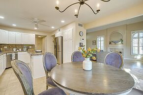 Hot Tub & Patio: Family Gem in Avondale