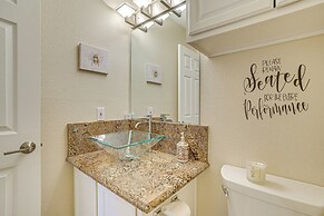 Hot Tub & Patio: Family Gem in Avondale