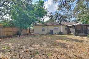 4 Mi to Dtwn: Pet-friendly Tampa Retreat