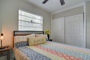 4 Mi to Dtwn: Pet-friendly Tampa Retreat