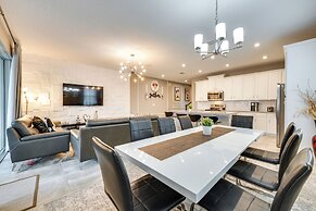 7 Mi to Wdw: Townhome w/ Private Pool