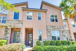 15 Mi to Wdw: Retreat w/ Private Pool!