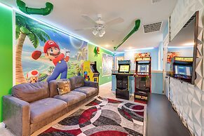 15 Mi to Wdw: Retreat w/ Private Pool!