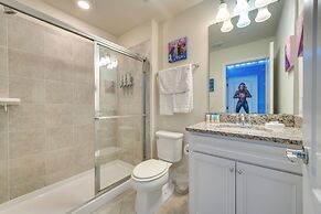 7 Mi to Disney: Davenport Family Getaway w/ Pool!