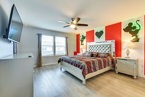 7 Mi to Disney: Davenport Family Getaway w/ Pool!