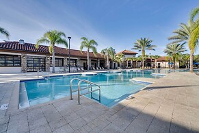 7 Mi to Disney: Davenport Family Getaway w/ Pool!