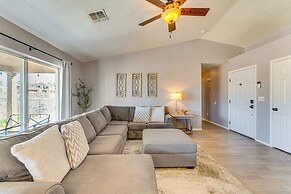 2 Mi to Colorado River, Beach: Bullhead City Home!