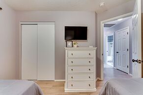 2 Mi to Colorado River, Beach: Bullhead City Home!