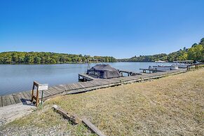 < 1 Mi to Lake Catherine: Home in Gated Community!