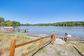 < 1 Mi to Lake Catherine: Home in Gated Community!