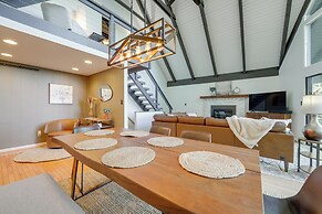 Blue Ridge Pkwy View & Deck: Brevard Home!