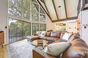 Blue Ridge Pkwy View & Deck: Brevard Home!