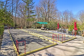 Blue Ridge Pkwy View & Deck: Brevard Home!