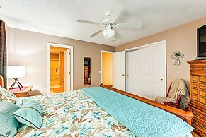 7 Mi to Franklin: Peaceful Home w/ Deck & Yard!