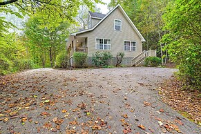 7 Mi to Franklin: Peaceful Home w/ Deck & Yard!