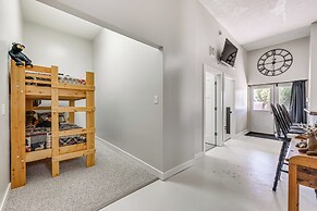 Charming Iowa Home: 1 Mi to Golf