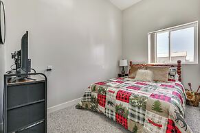 Charming Iowa Home: 1 Mi to Golf