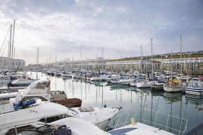 On the Water 5 With Free Parking By My Getaways