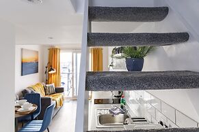 On the Water 5 With Free Parking By My Getaways