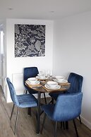 On the Water 5 With Free Parking By My Getaways