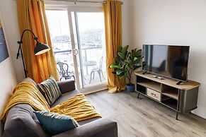 On the Water 5 With Free Parking By My Getaways