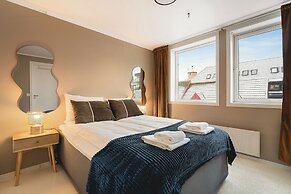 Arctic Homes - Downtown Penthouse