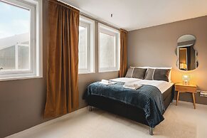 Arctic Homes - Downtown Penthouse