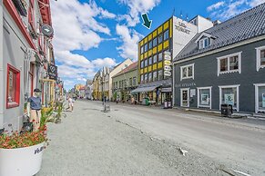 Arctic Homes - Downtown Penthouse