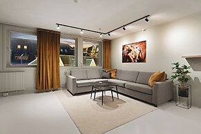 Arctic Homes - Downtown Penthouse